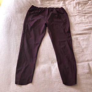 Athleta 7/8 length compression pants